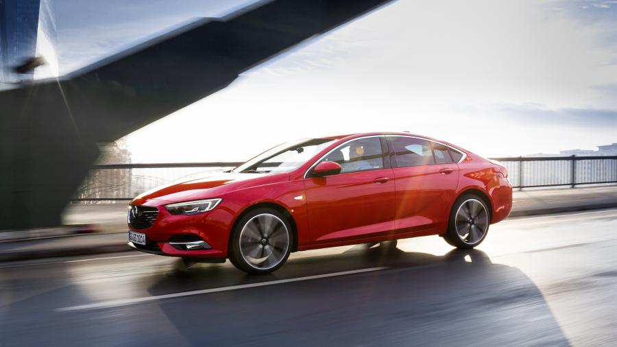  Opel Insignia Grand Sport Turbo 4x4 2017 года  (фото 30 из 41)